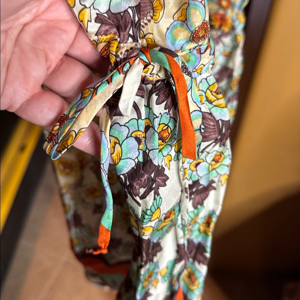 Johnny Was 100% Silk Floral Print Square Neck Boho Dress Size Large *FLAW* - Picture 8 of 13